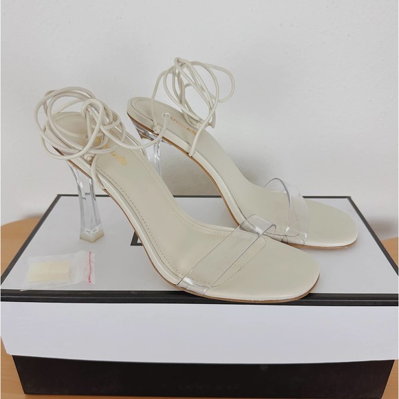 Larroude Gloria Heel in Ivory Size 7 - Picture 4 of 11